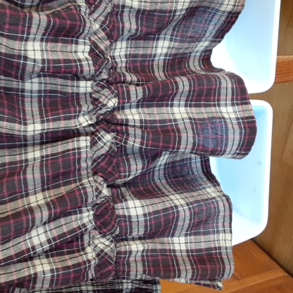 Tommy Hilfiger plaid button down long sleeved blouse - Picture 7 of 14